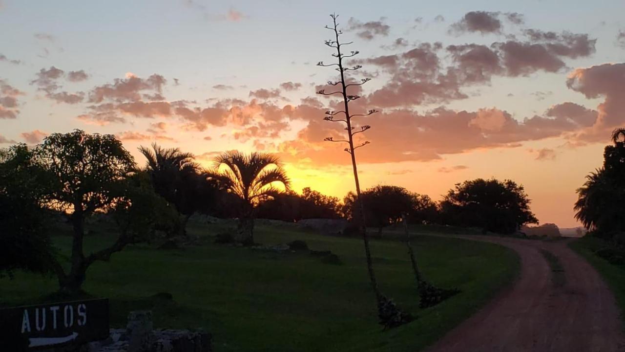 Hosteria Fortin De San Miguel Dieciocho de Julio ภายนอก รูปภาพ